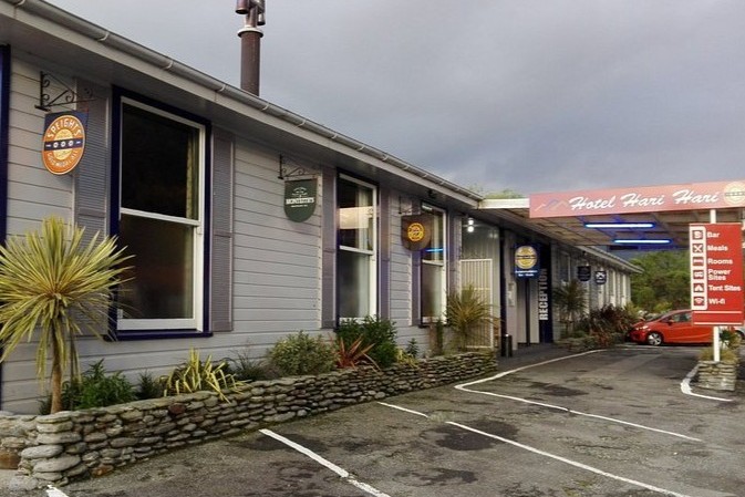 Hotel Hari Hari