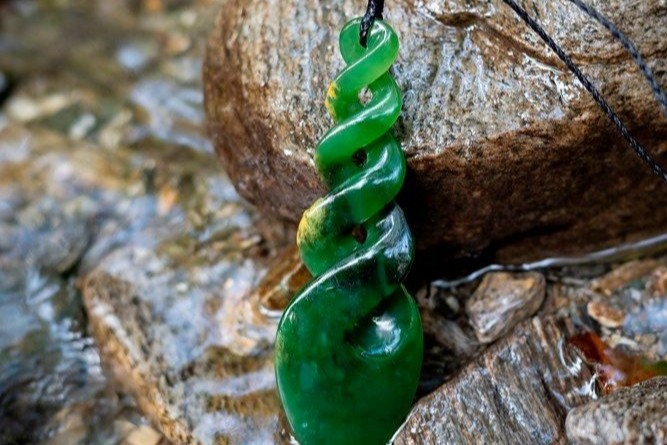 Waewae Pounamu