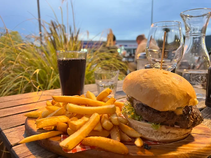 Cook Saddle Cafe and Saloon